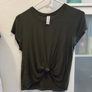 Sexy Mama Maternity Chic Dark Green Knotted Tee